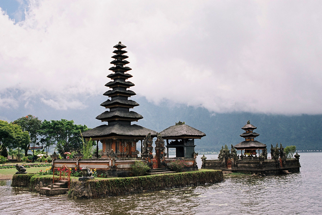 Indonesia, 2009